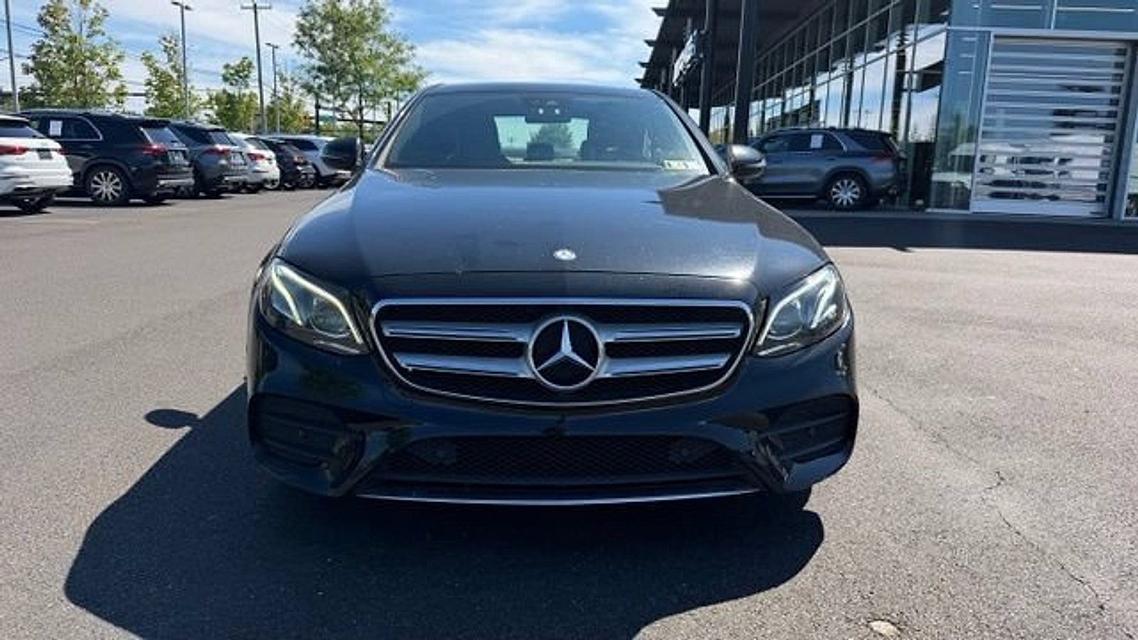 Certified 2017 Mercedes-Benz E 300 4MATIC image 2