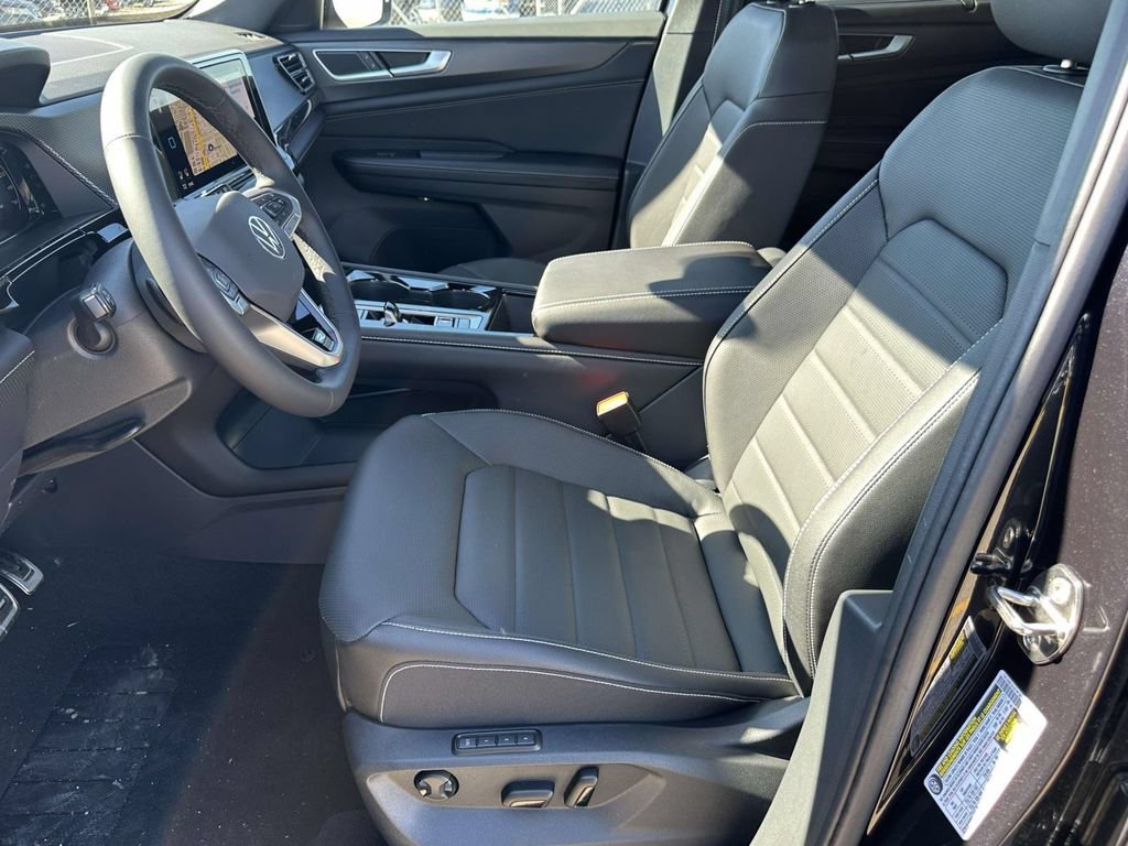 New 2026 Volkswagen Atlas SEL Premium R-Line AWD/4WD image 16