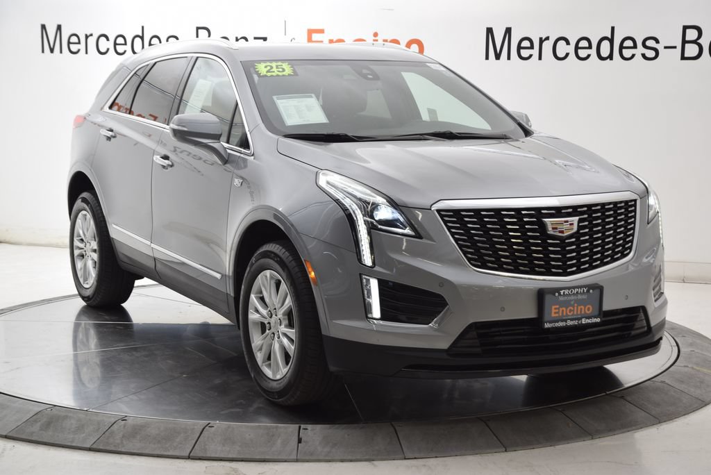 Used 2025 Cadillac XT5 Luxury FWD image 7