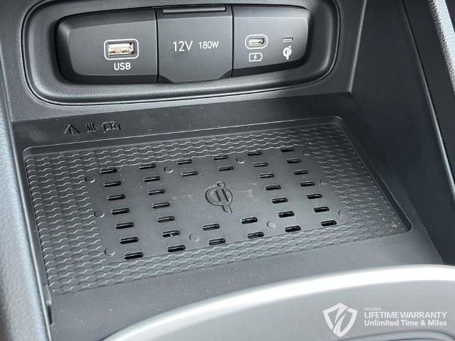 New 2026 Hyundai Venue SEL FWD image 22