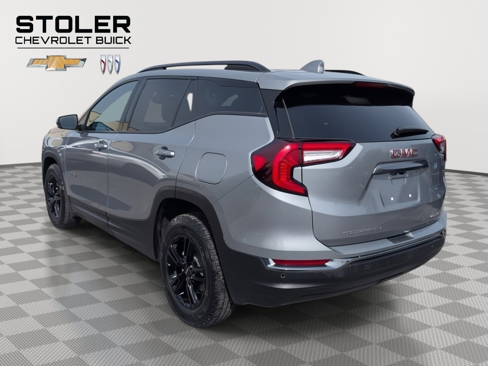 Used 2024 GMC Terrain AT4 image 3