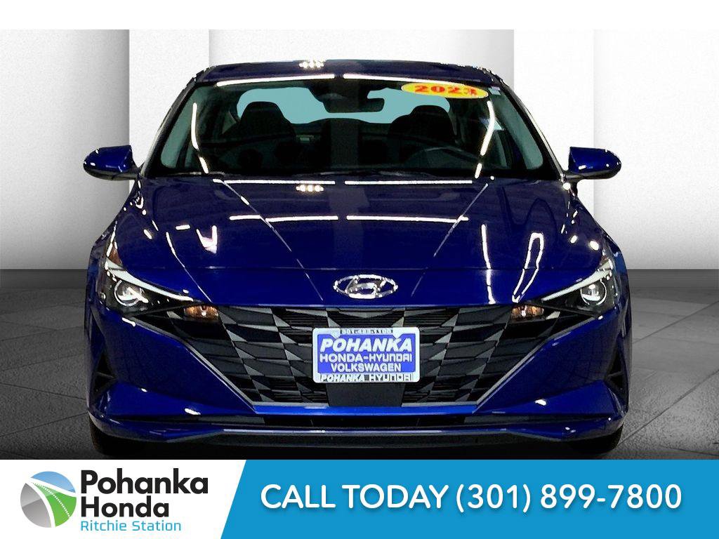 Used 2023 Hyundai Elantra SEL w/ Convenience Package video 2