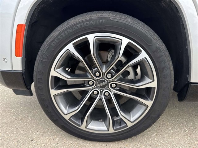 Used 2022 Jeep Grand Wagoneer Series III image 9