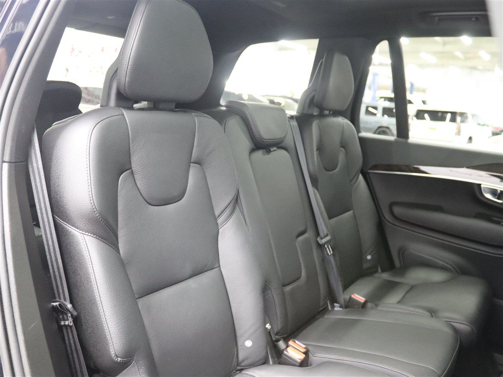 Used 2019 Volvo XC90 T6 Momentum w/ Advanced Package AWD/4WD image 22