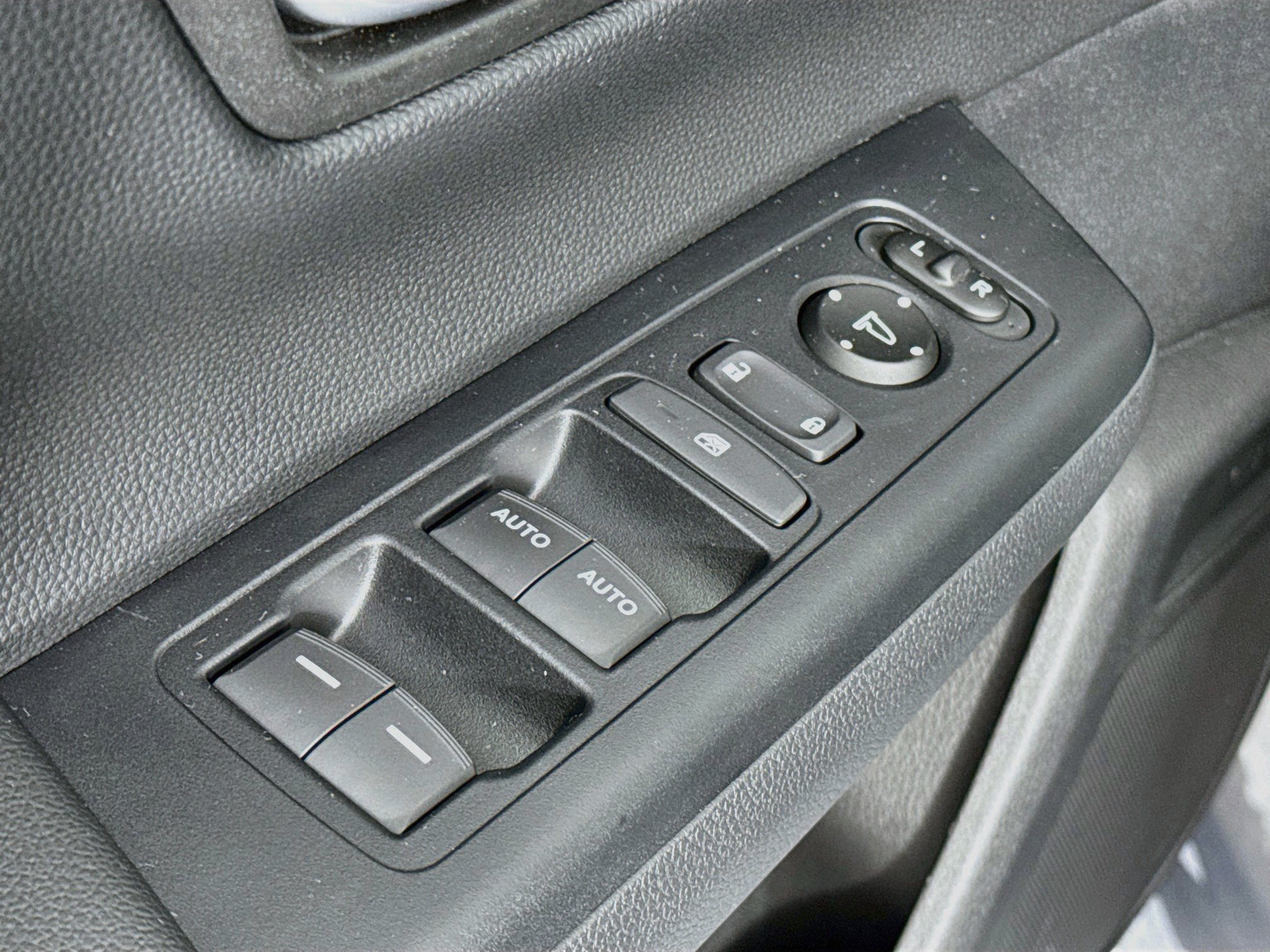 Certified 2024 Honda CR-V EX image 17