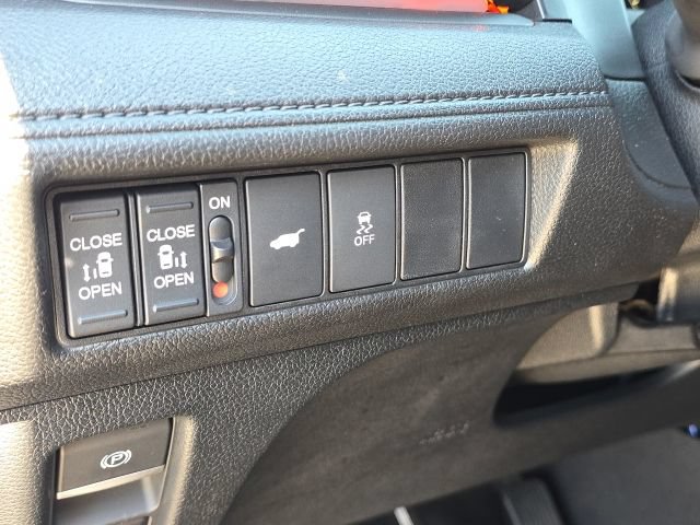 Used 2025 Honda Odyssey Sport-L image 27