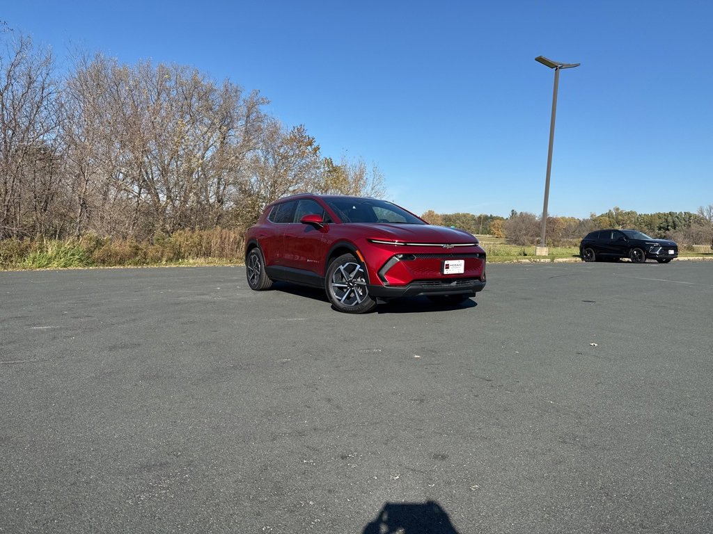 New 2026 Chevrolet Equinox EV LT image 1