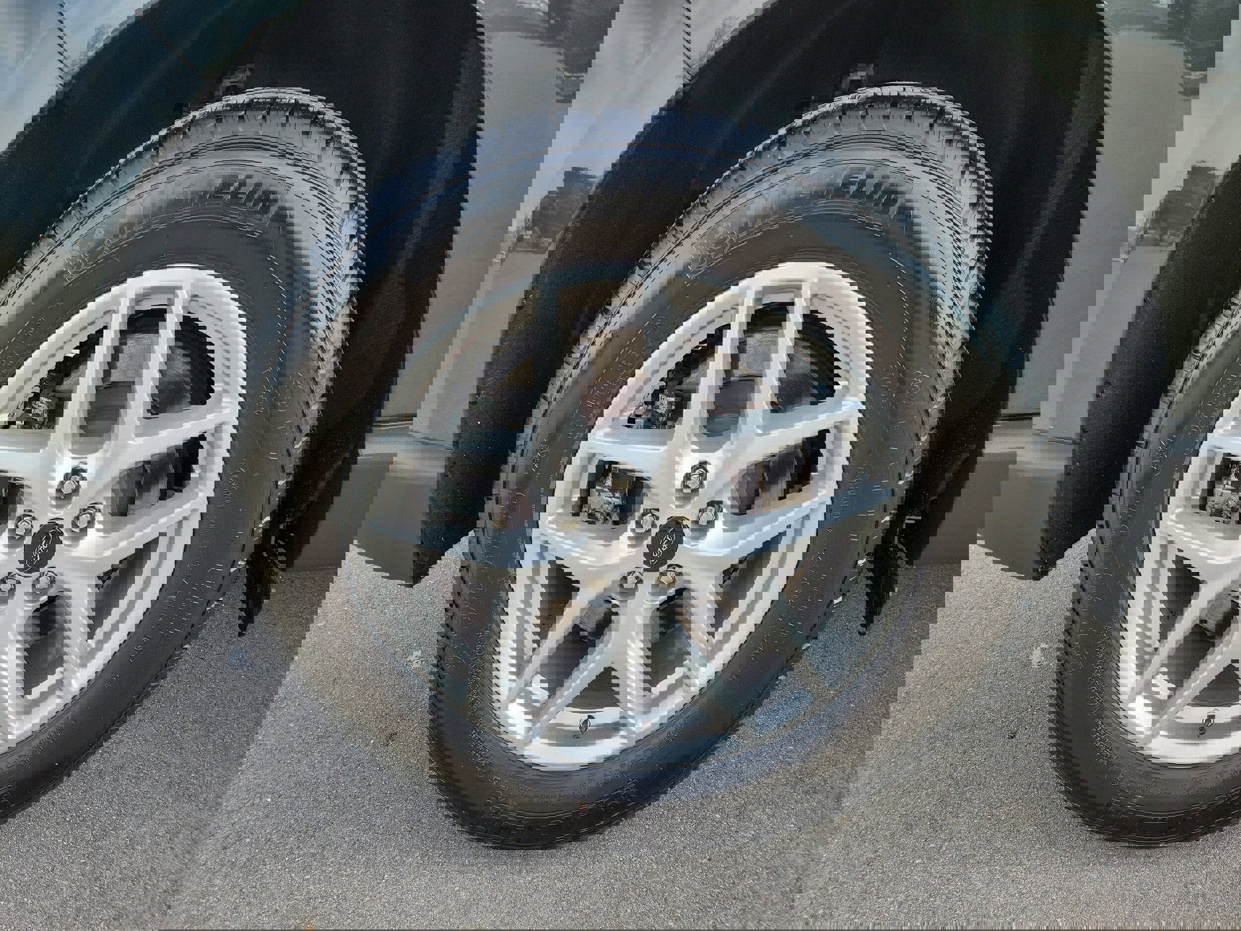 Used 2023 Ford Edge SEL w/ Convenience Package image 5