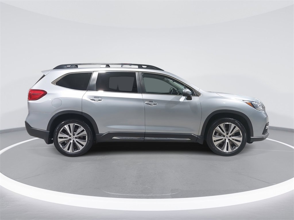Used 2022 Subaru Ascent Limited w/ Technology Package image 4