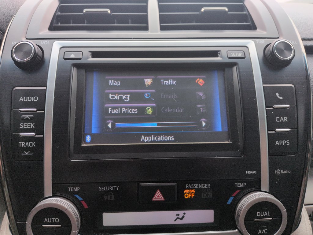 Used 2014 Toyota Camry XLE w/ Leather Package FWD image 20