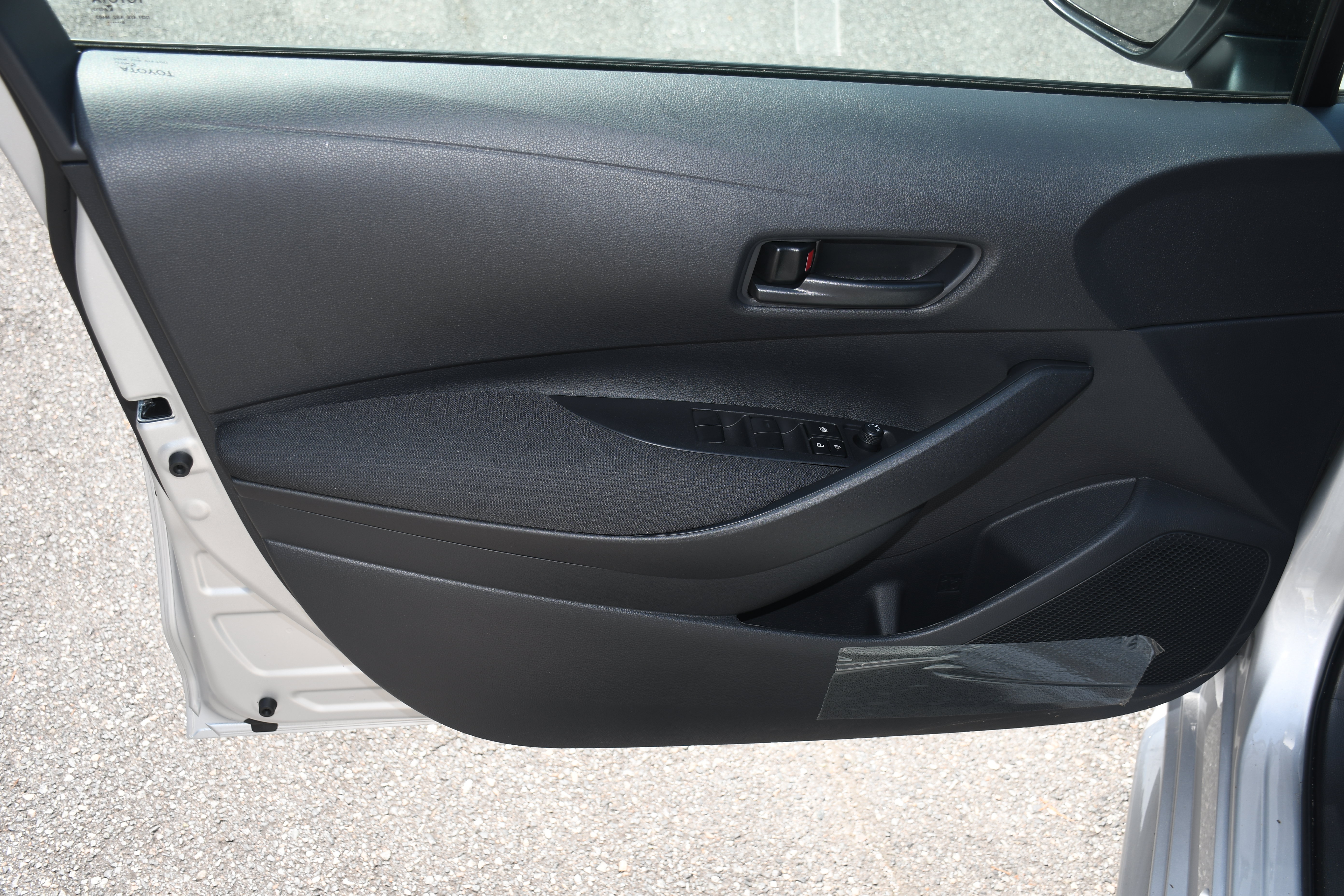 New 2026 Toyota Corolla LE FWD image 5