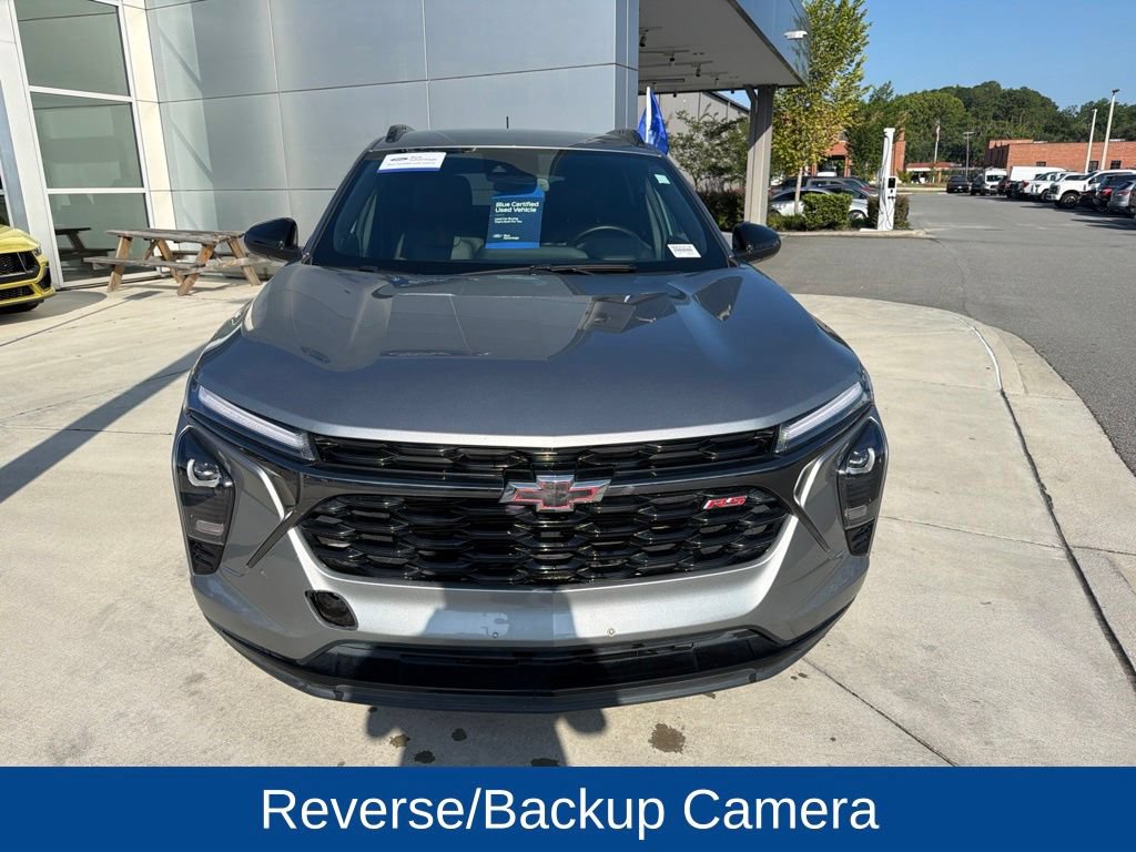 Used 2024 Chevrolet Trax RS w/ Driver Confidence Package FWD image 3