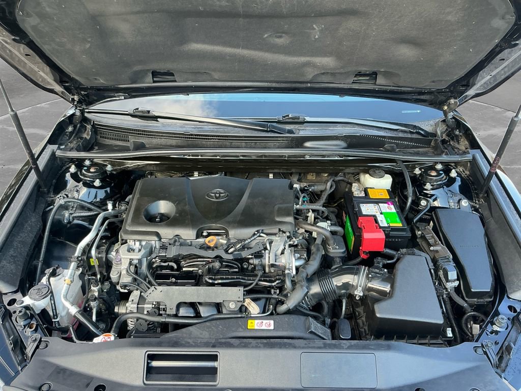 Used 2019 Toyota Camry SE image 18