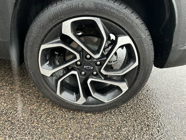 Used 2025 Chevrolet Trax RS w/ Driver Confidence Package image 26