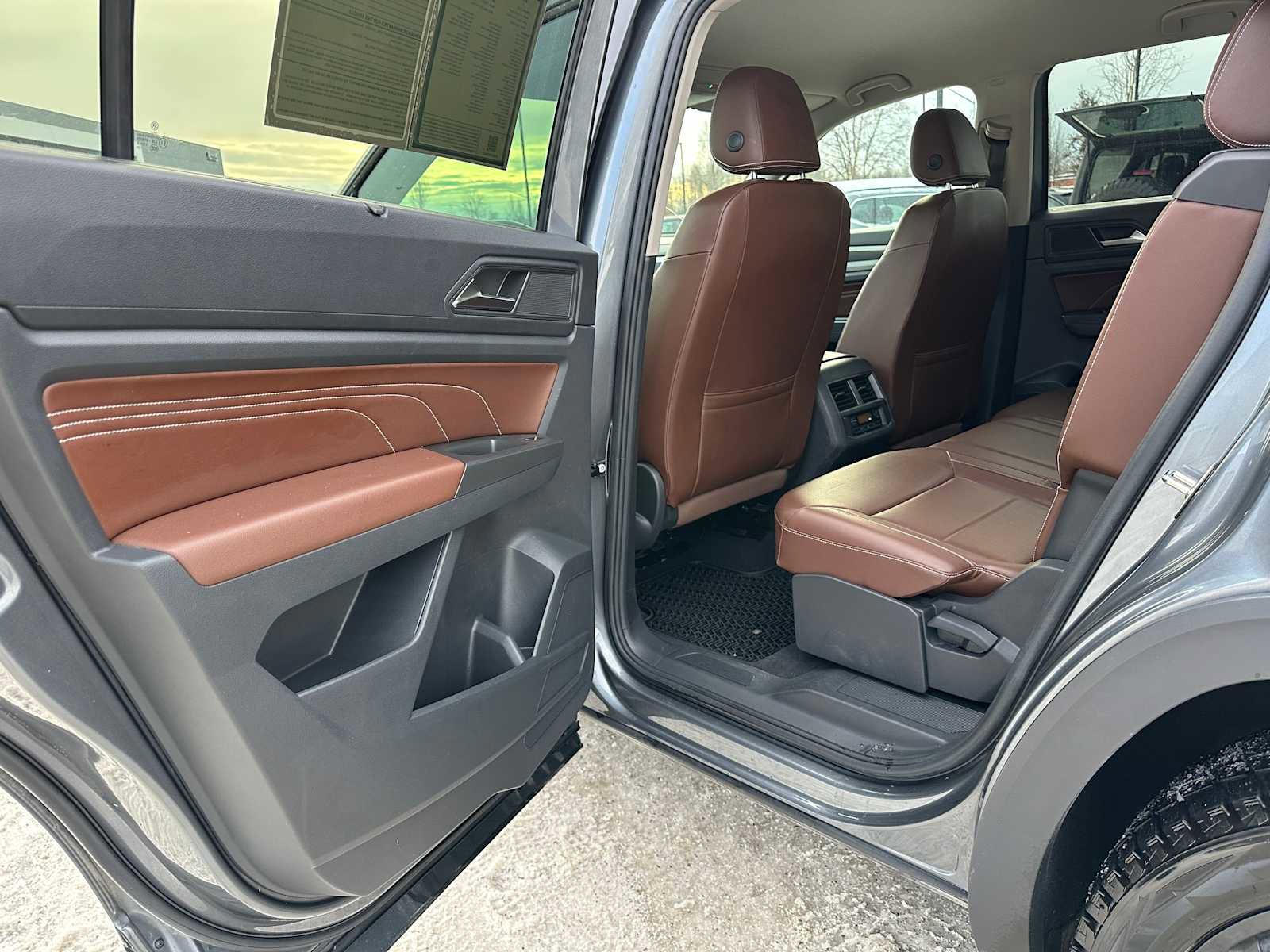 Used 2022 Volkswagen Atlas SE image 17