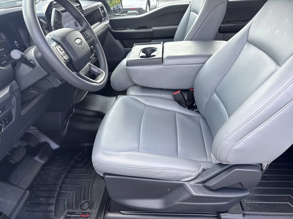 Used 2025 Ford F150 XL RWD image 9