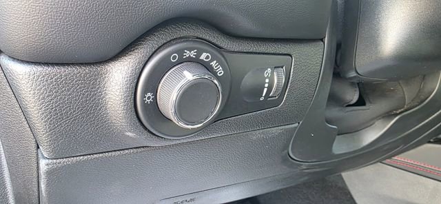 Used 2025 Dodge Durango GT image 19