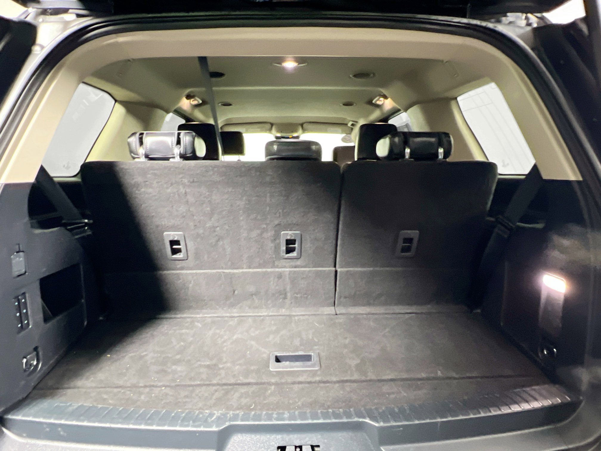 Used 2024 Ford Expedition XLT image 34