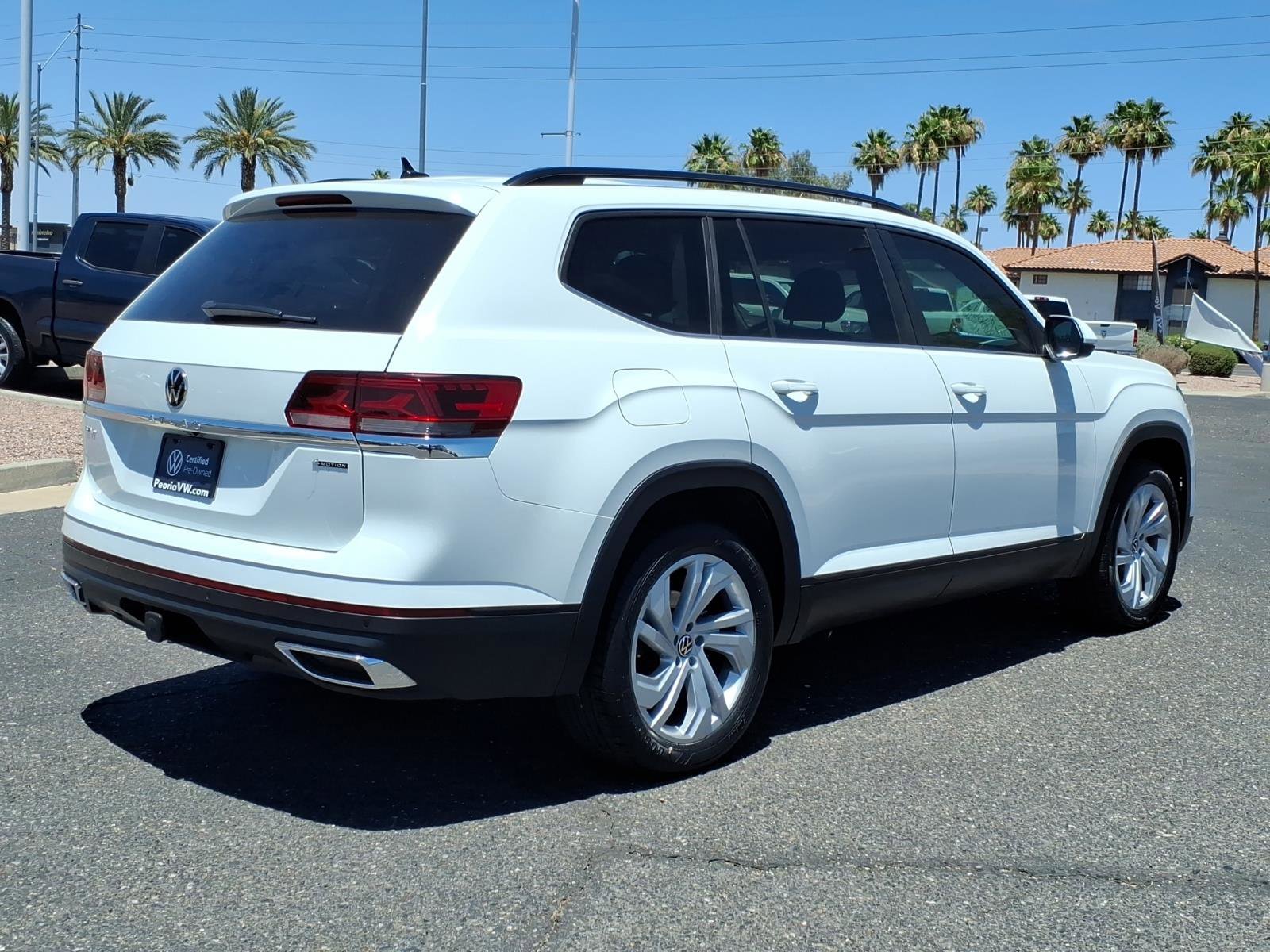 Certified 2023 Volkswagen Atlas SE w/ Panoramic Sunroof Package AWD/4WD image 7