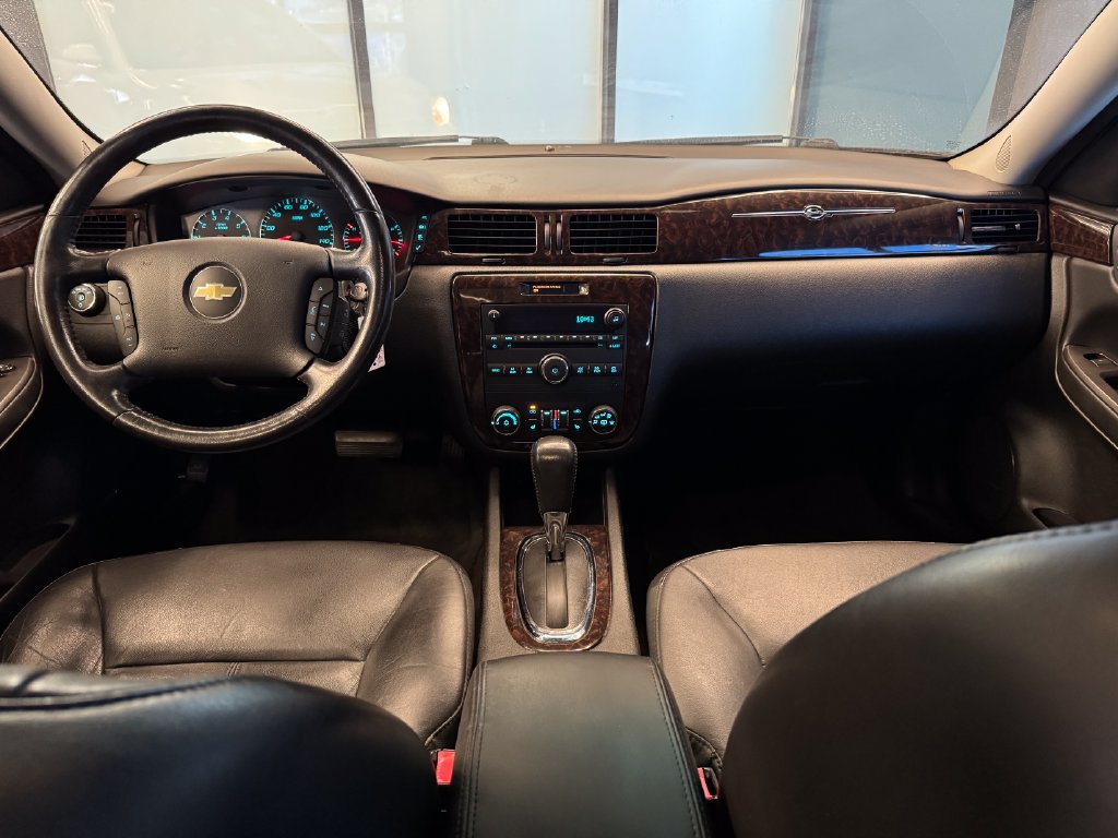 Used 2014 Chevrolet Impala LTZ FWD image 9