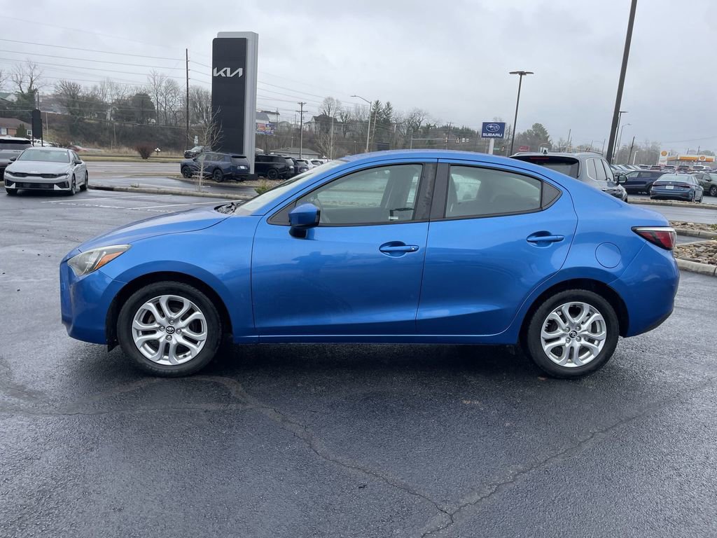 Used 2018 Toyota Yaris iA image 3