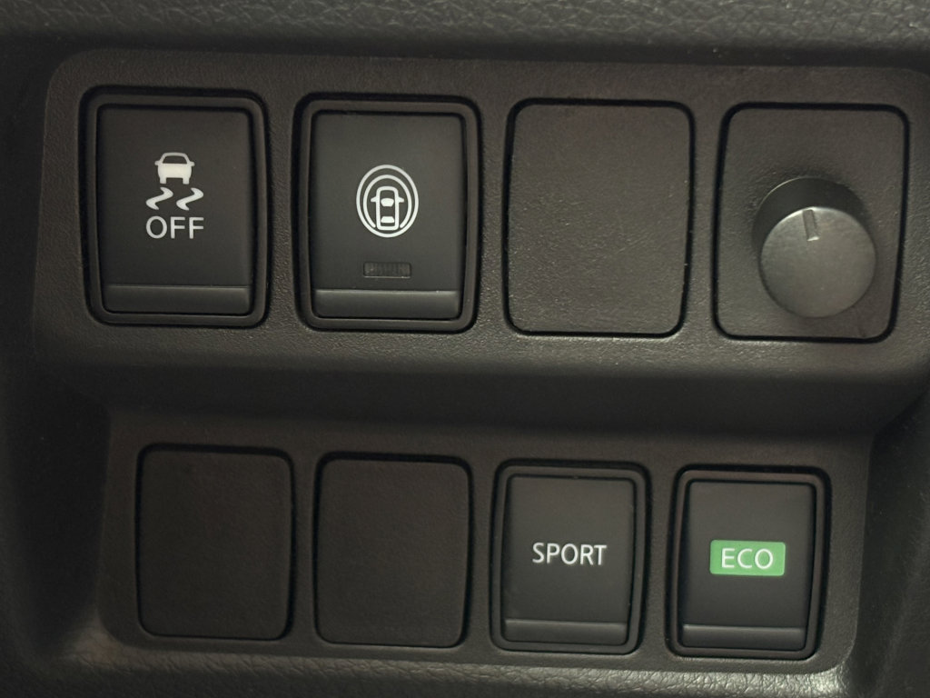 Used 2021 Nissan Rogue Sport S FWD image 7