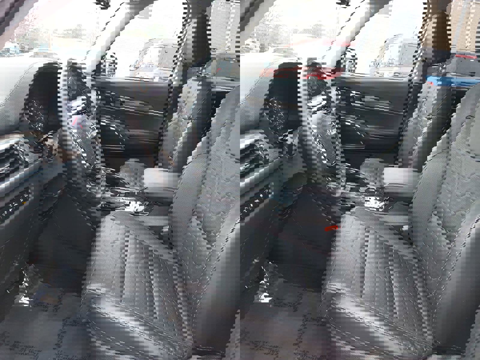 Used 2022 Kia Telluride SX w/ SX Prestige Package image 16