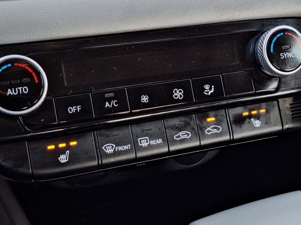 Used 2024 Hyundai Elantra SEL w/ Convenience Package image 22