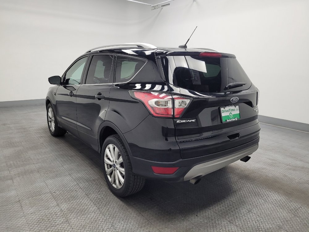 Used 2017 Ford Escape Titanium image 5