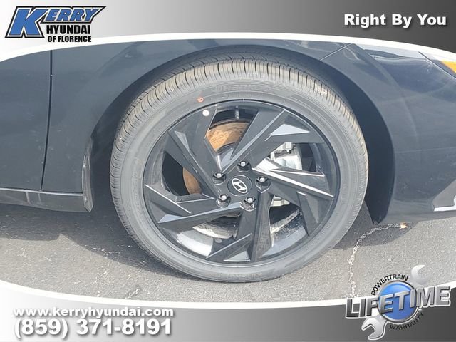 New 2026 Hyundai Elantra Sport image 6