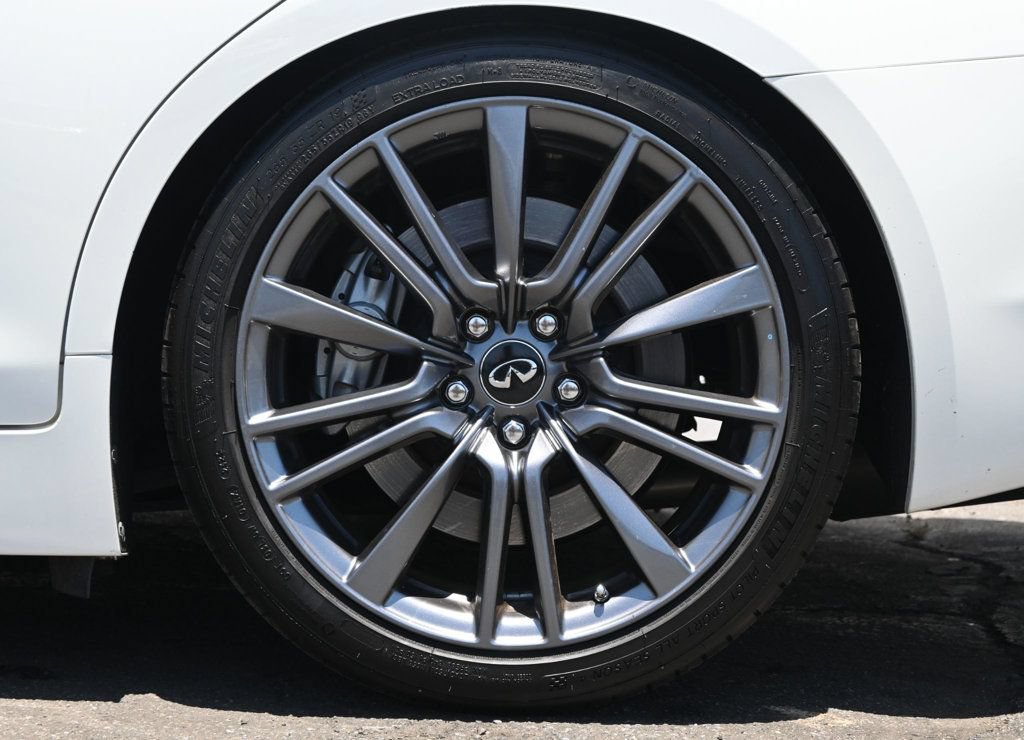 Used 2016 INFINITI Q50 Red Sport 400 RWD image 10