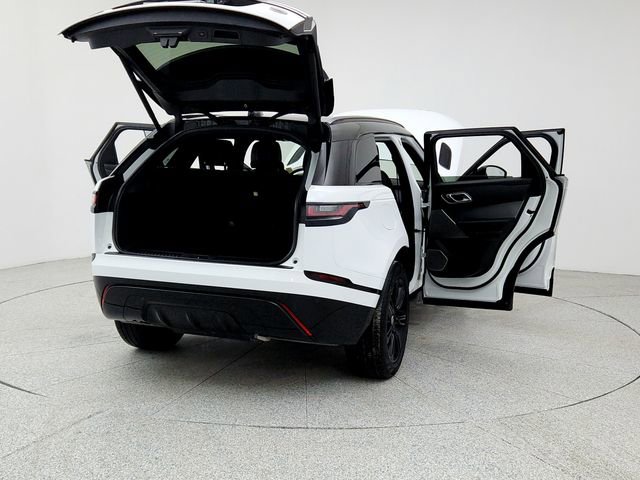 Used 2019 Land Rover Range Rover Velar R-Dynamic SE image 11