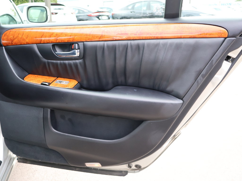 Used 2002 Lexus LS 430 RWD image 14