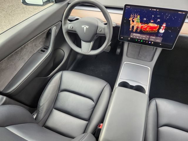 Used 2022 Tesla Model Y Long Range AWD/4WD image 11