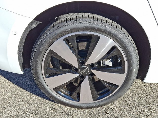 Used 2025 Audi A5 Premium Plus w/ Premium Plus AWD/4WD image 5