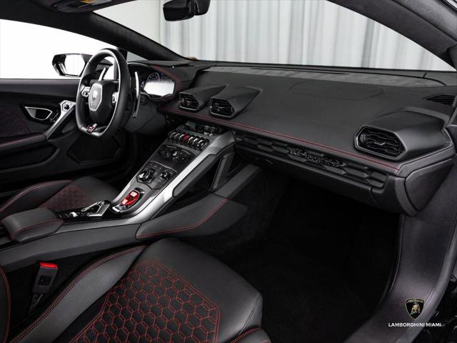 Used 2019 Lamborghini Huracan LP 580-2 RWD image 35