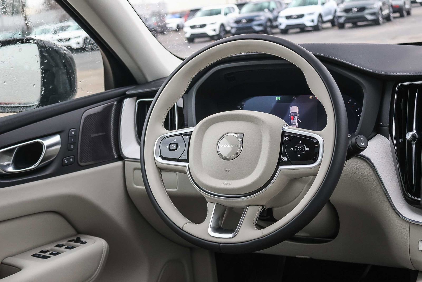 New 2026 Volvo XC60 B5 Ultra w/ Protection Package Premier image 25