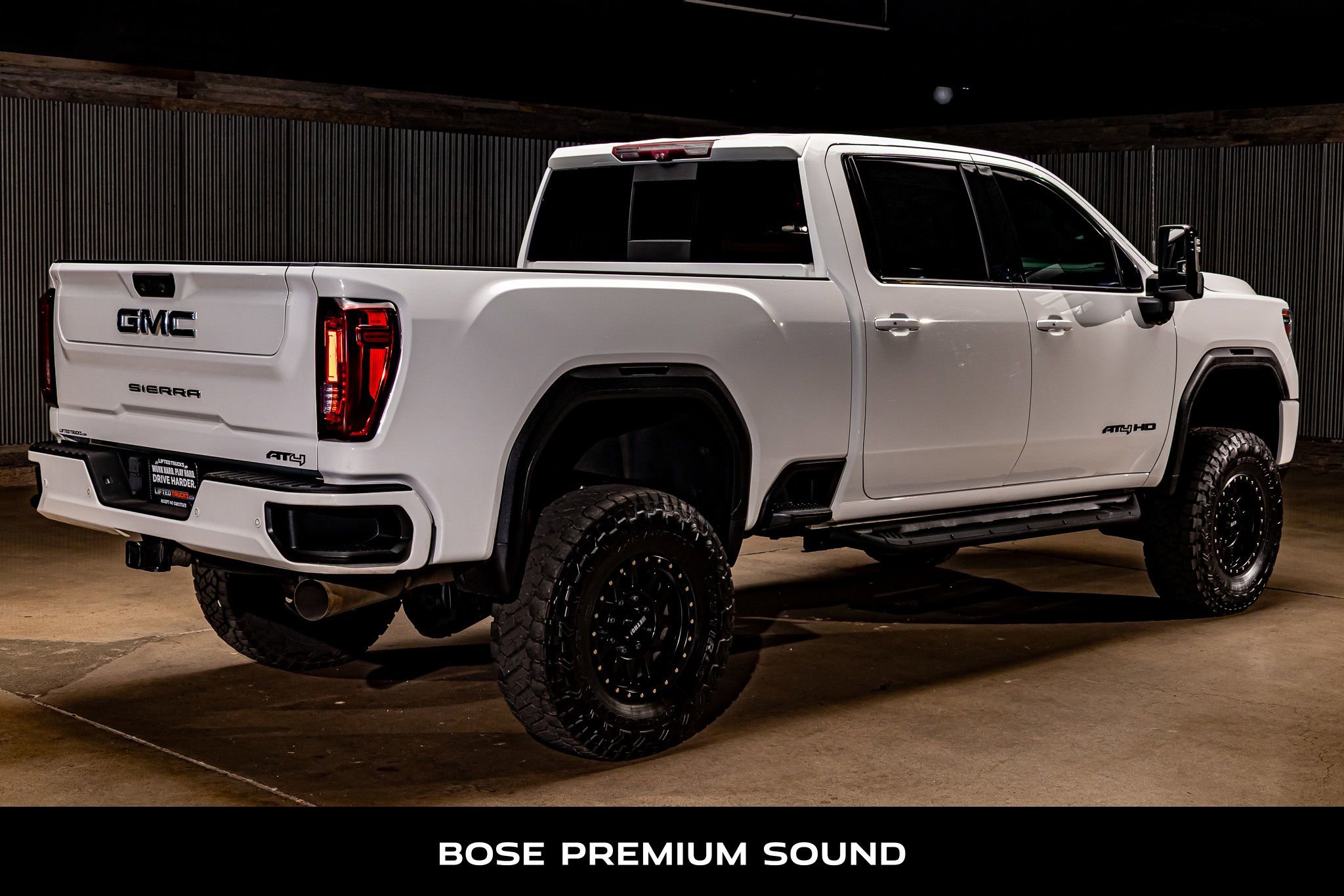 Used 2021 GMC Sierra 2500 AT4 w/ AT4 Premium Plus Package image 8