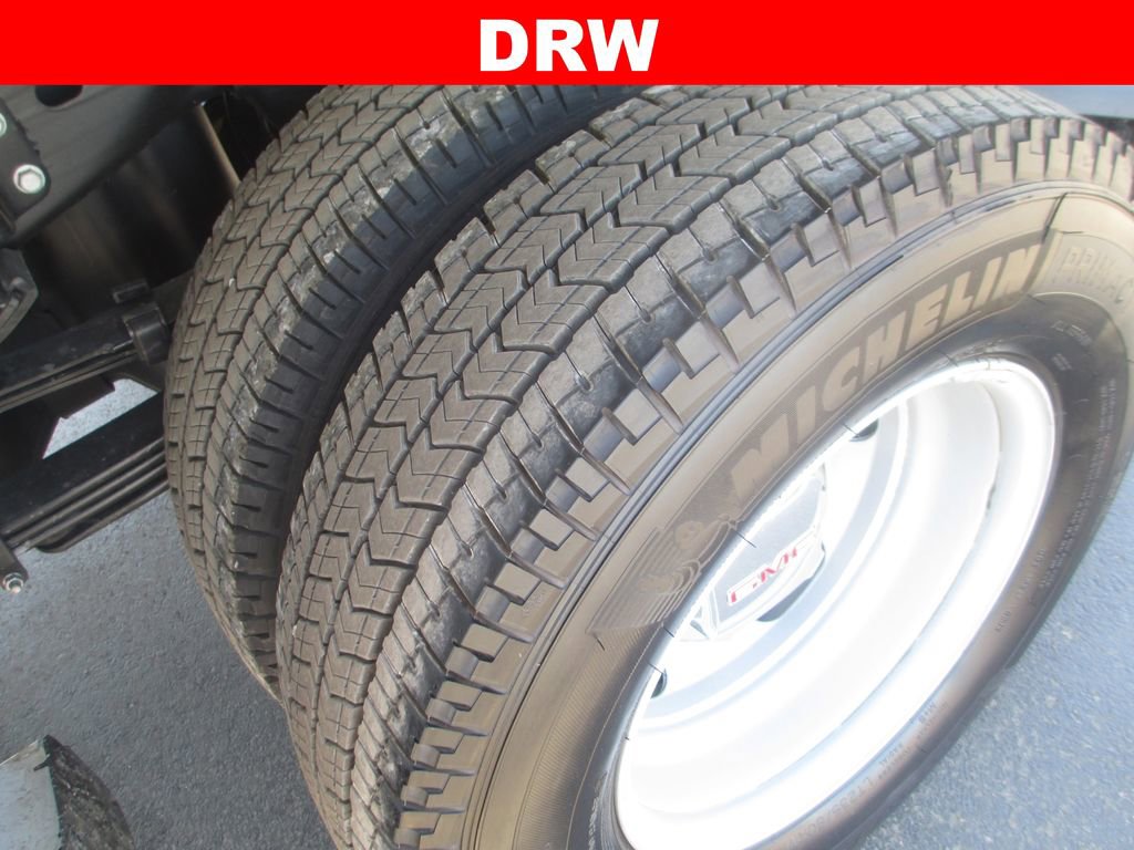 Used 2026 GMC Sierra 3500 SLE w/ SLE Value Package AWD/4WD image 16