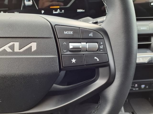 Used 2025 Kia K4 GT-Line Turbo FWD image 62