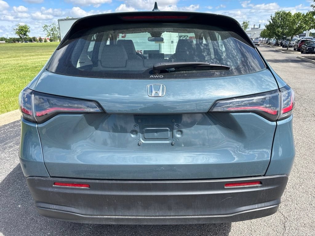 Used 2024 Honda HR-V LX image 8