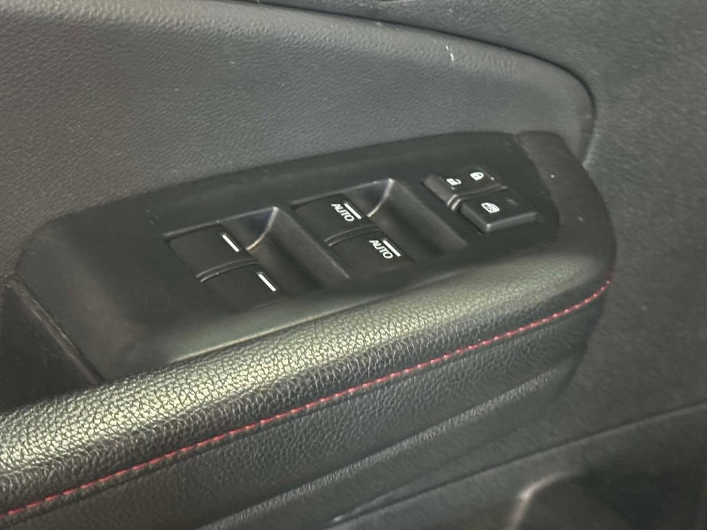 Certified 2024 Honda Passport Black Edition image 28
