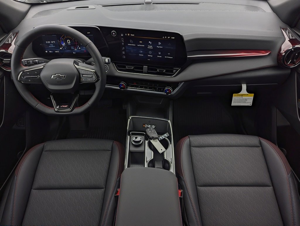 New 2026 Chevrolet Equinox RS w/ LPO, Floor Liner Package image 16