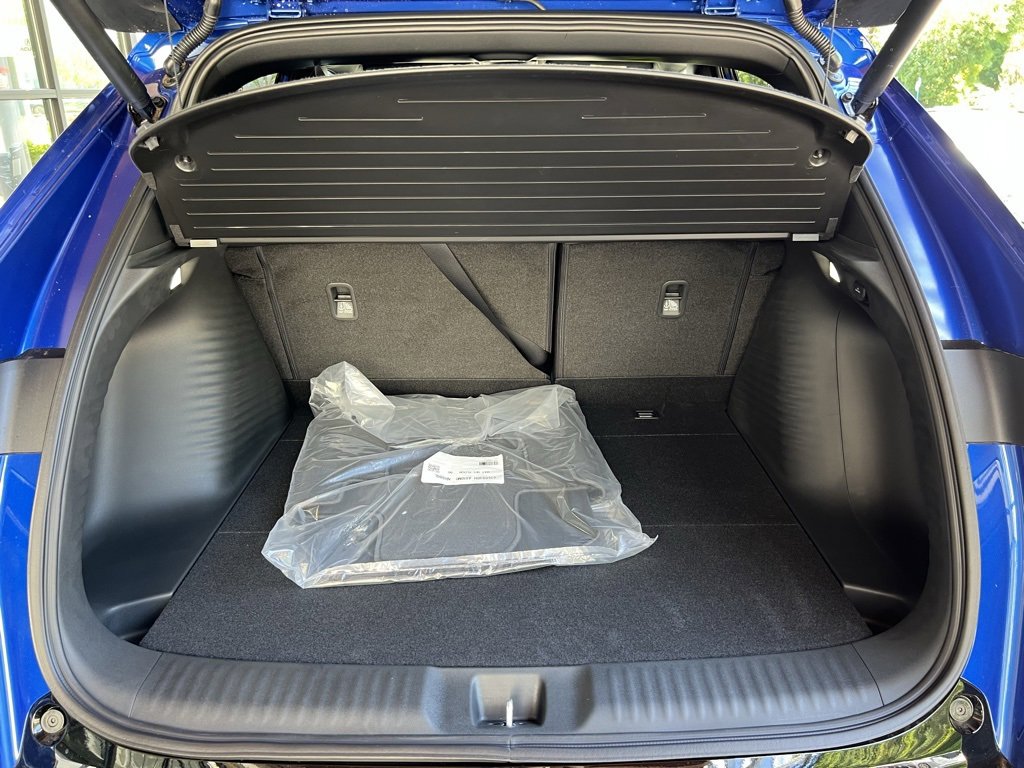 New 2025 Acura ADX A-Spec image 9