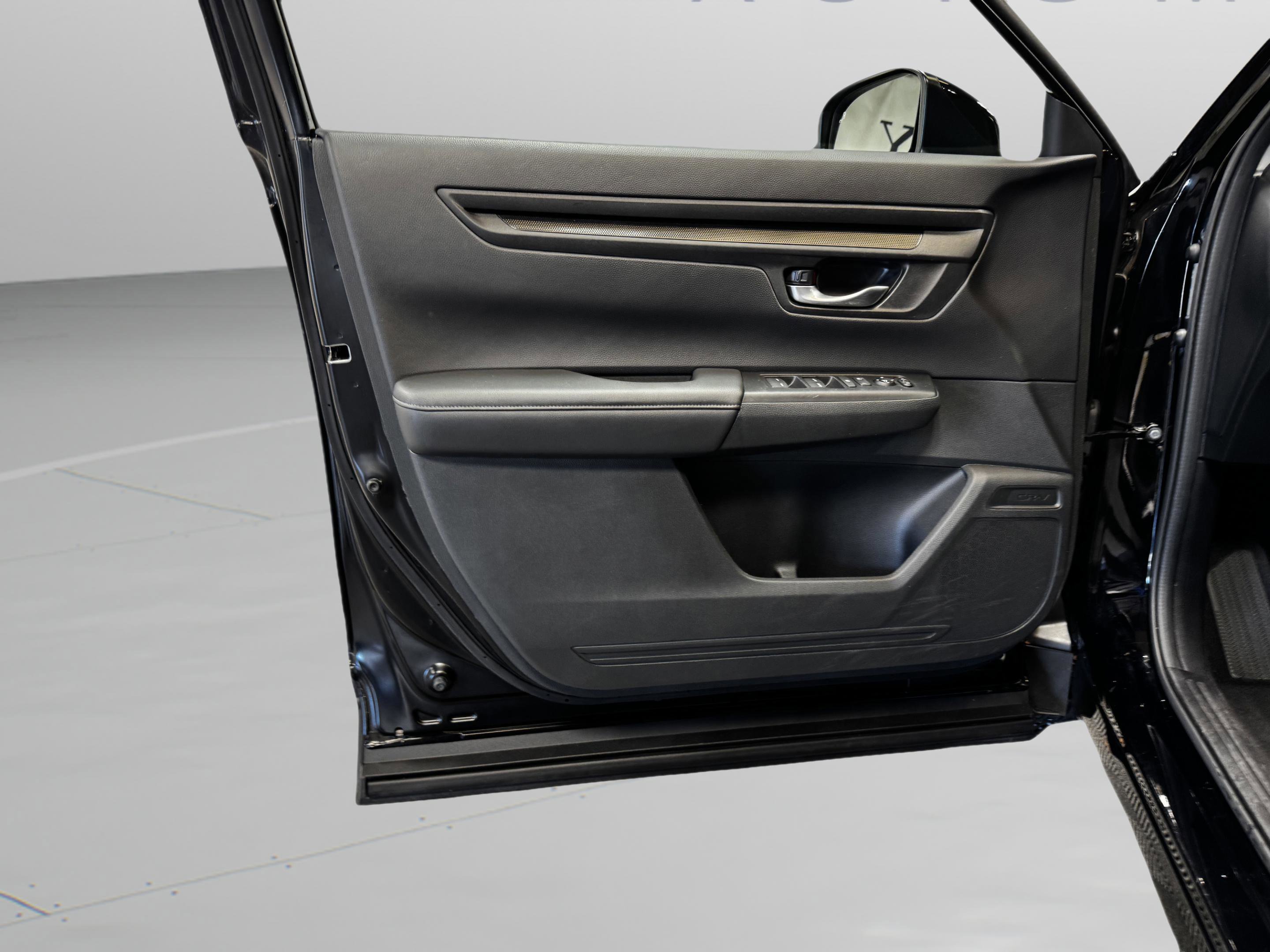 Used 2024 Honda CR-V EX image 13