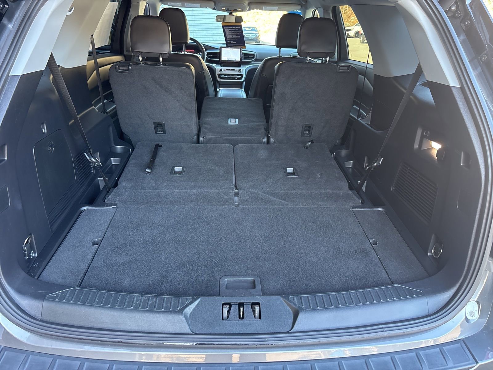 Certified 2022 Ford Explorer XLT w/ Equipment Group 202A image 47