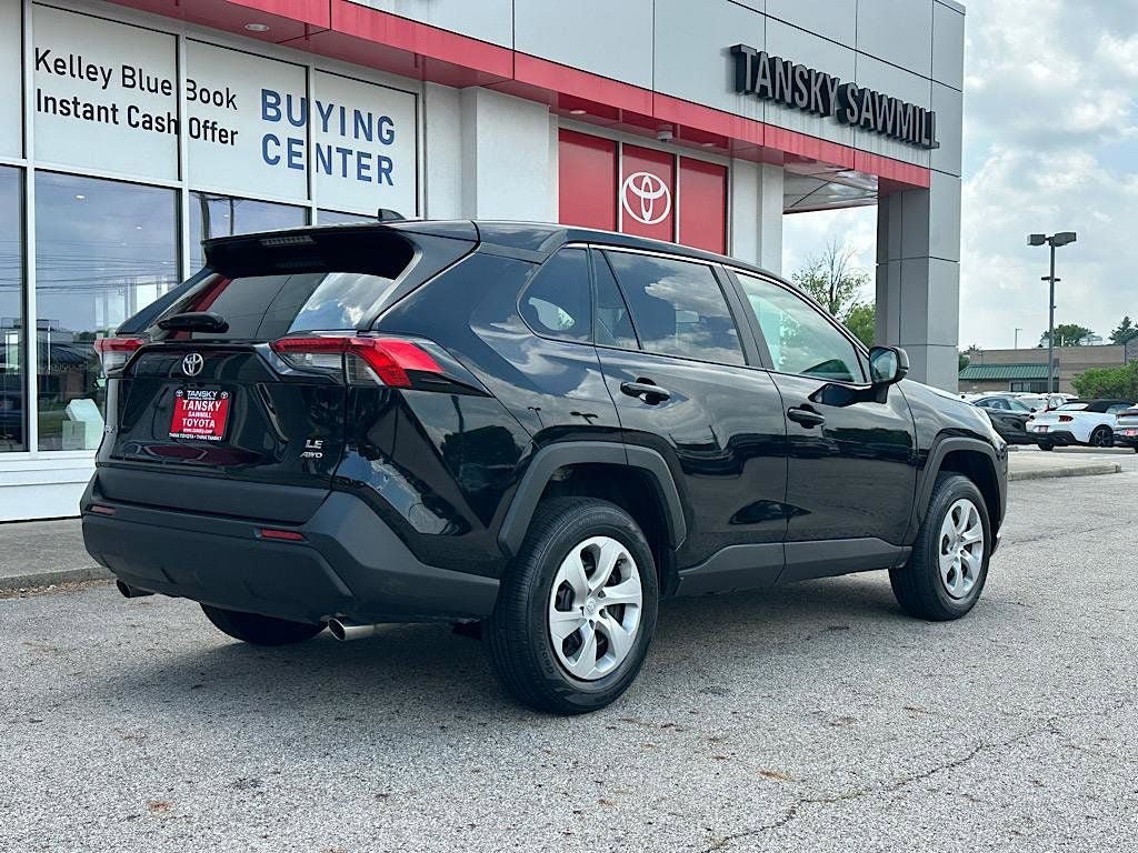Certified 2023 Toyota RAV4 LE AWD/4WD image 7