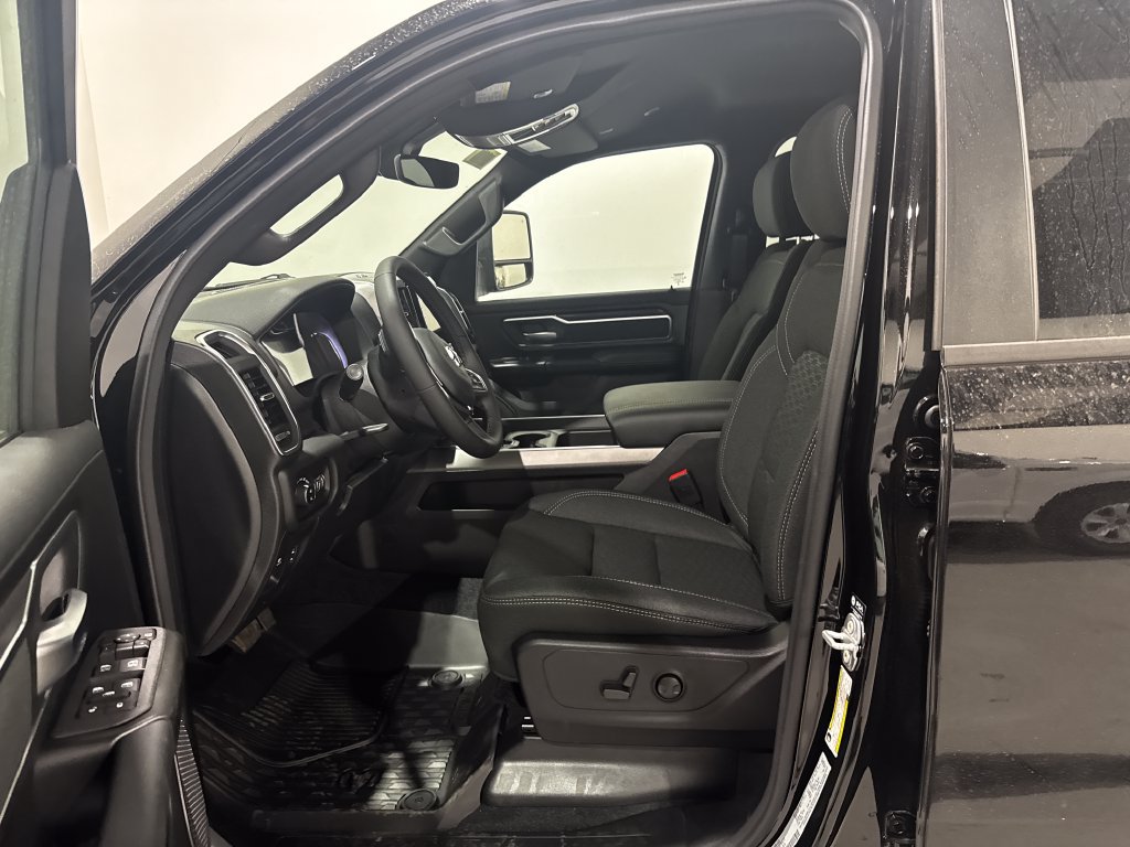 New 2026 RAM 1500 Big Horn AWD/4WD image 14