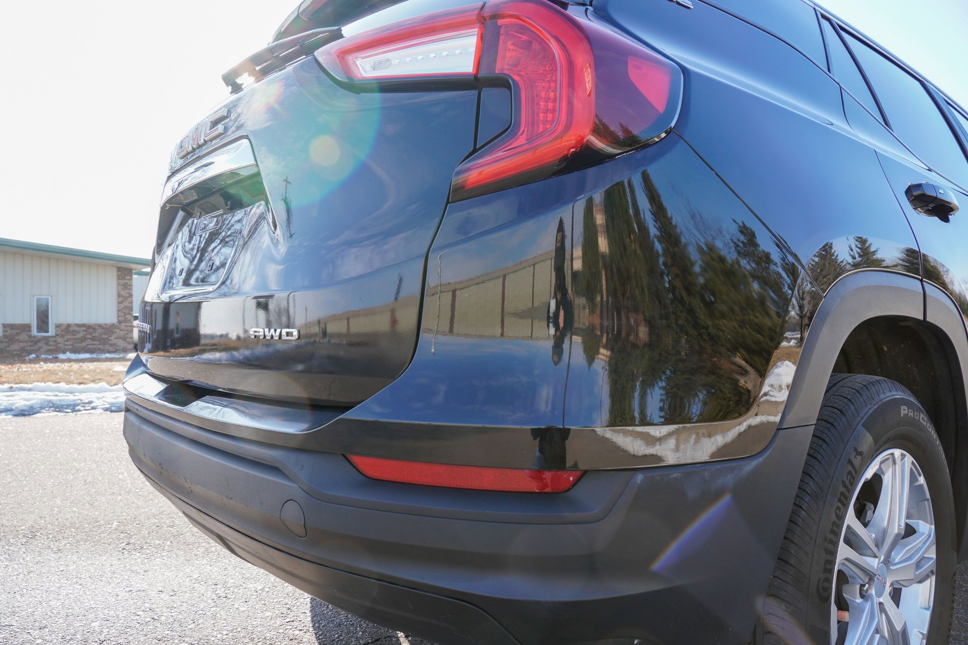 Used 2022 GMC Terrain SLE w/ Driver Convenience Package image 23