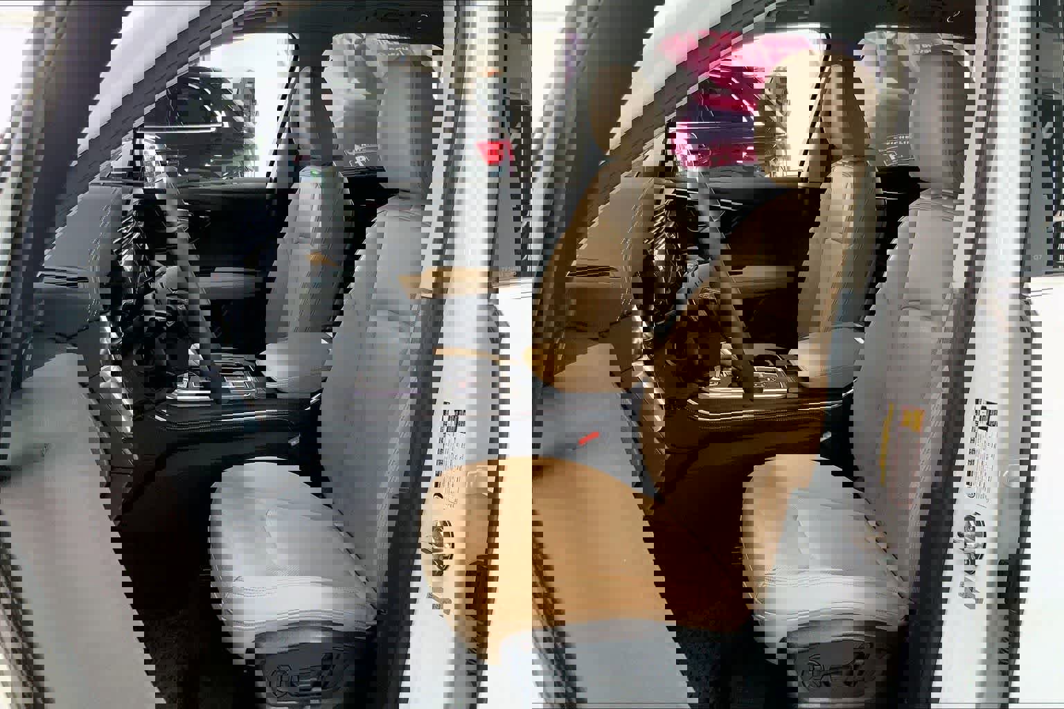 Certified 2025 Audi Q7 3.0T Premium Plus image 10